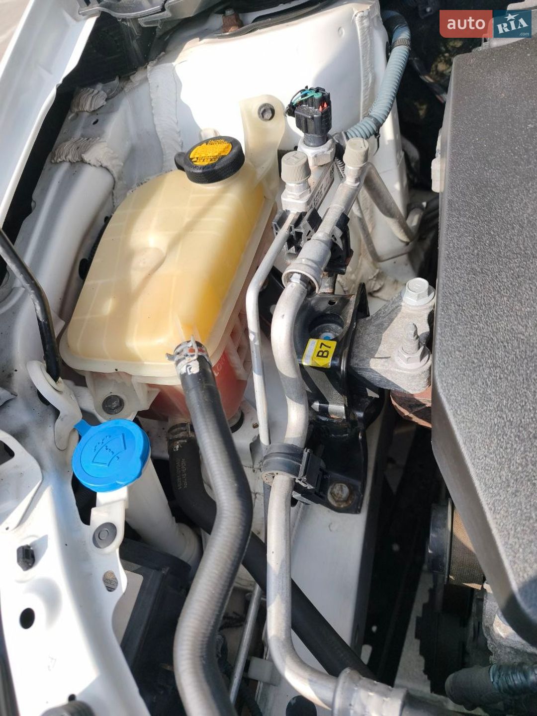 Toyota Auris 2013 VIN SB1ME4JE60E037159 фото оголошення 6 з 23