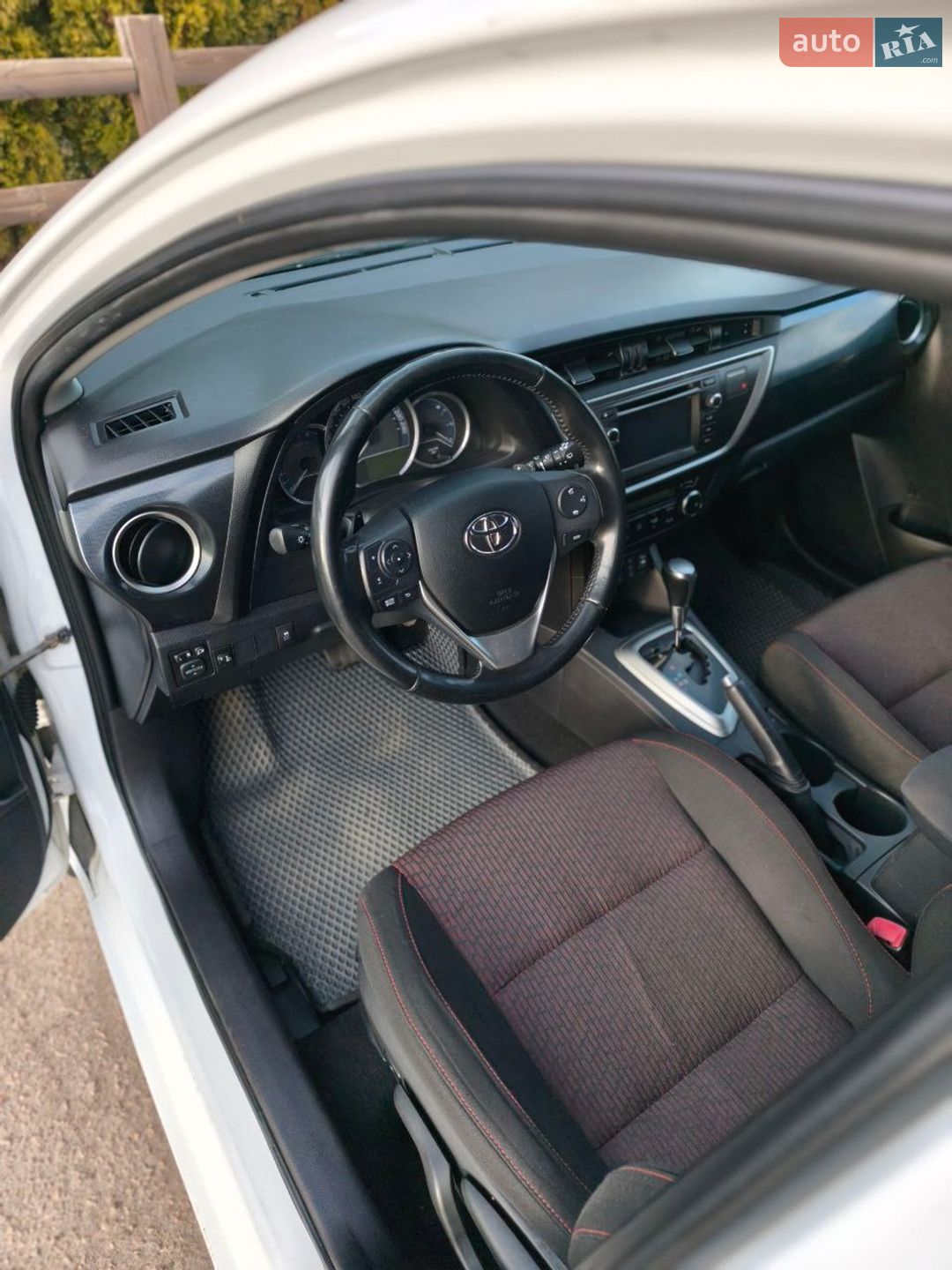 Toyota Auris 2013 VIN SB1ME4JE60E037159 фото оголошення 16 з 23