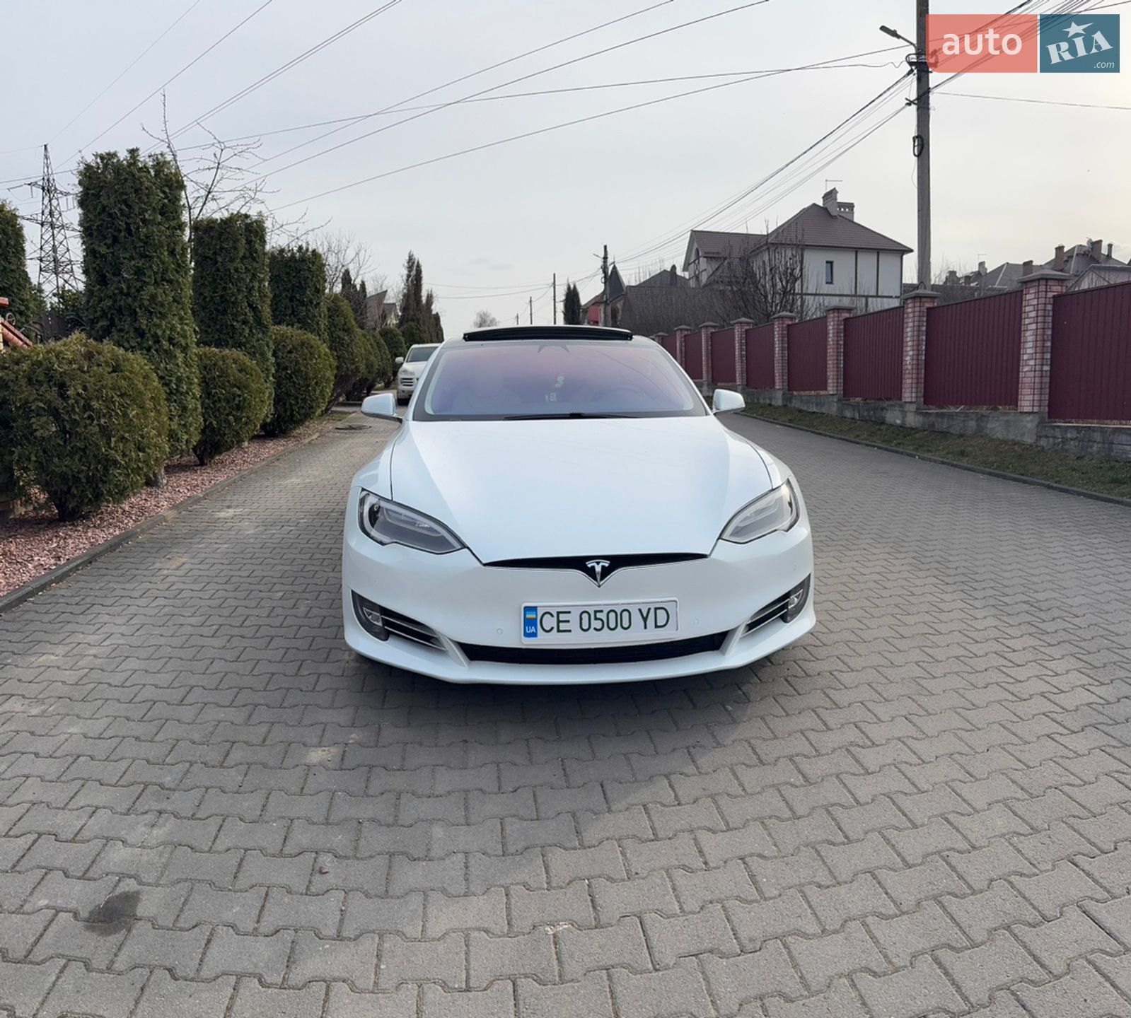 Tesla Model S 2018 VIN 5YJSA1E25JF263352 фото оголошення 2 з 25