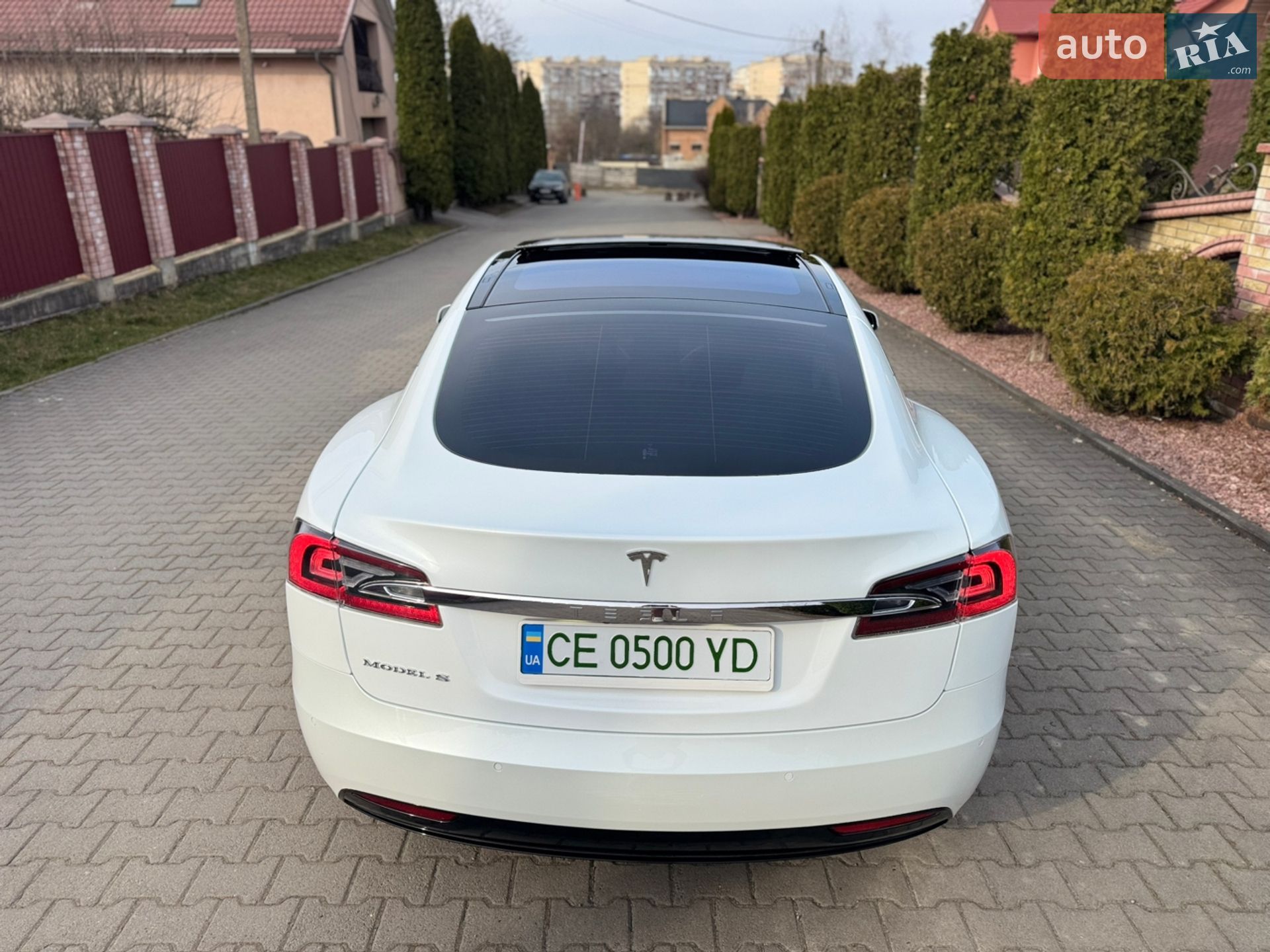 Tesla Model S 2018 VIN 5YJSA1E25JF263352 фото оголошення 15 з 25
