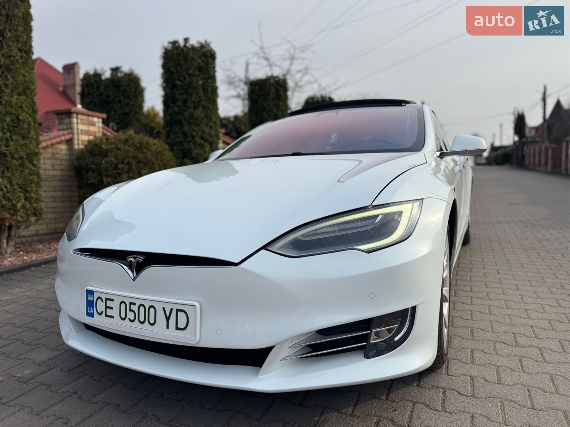 Tesla Model S 2018 VIN 5YJSA1E25JF263352 фото оголошення 20 з 25
