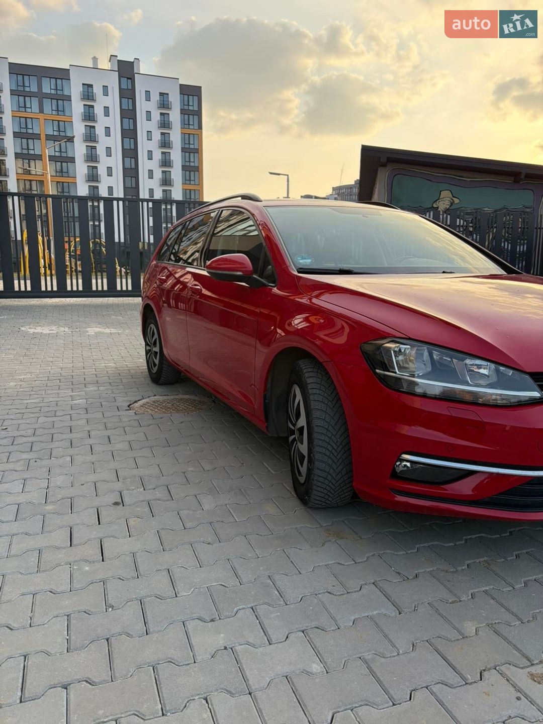 Volkswagen Golf 2019 VIN WVWZZZAUZKP569957 фото оголошення 7 з 37