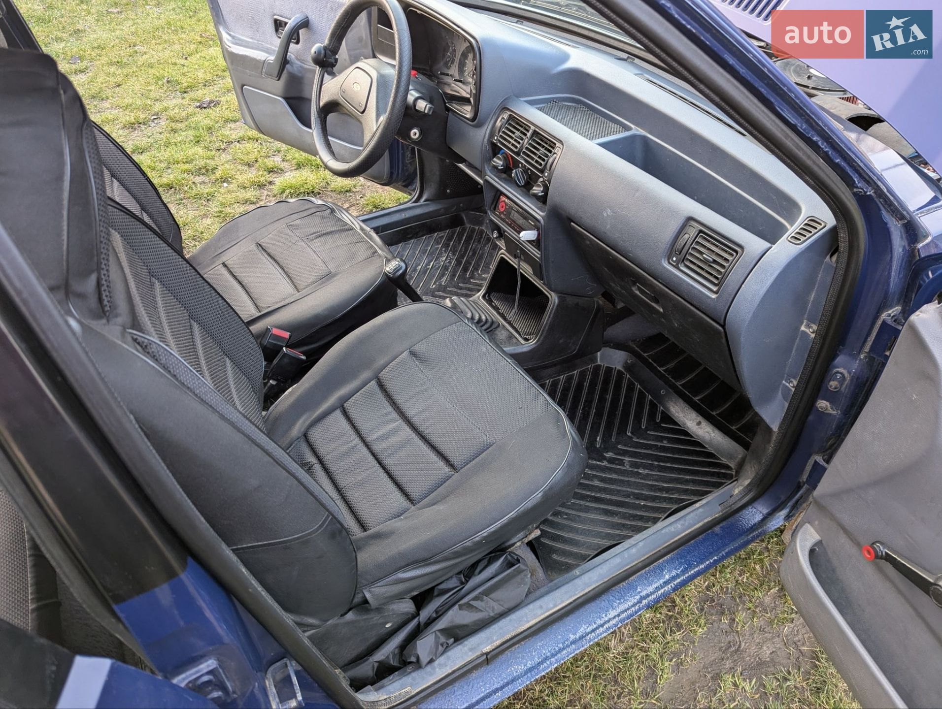 Ford Escort 1988 VIN WF0AXXGCAAJB58292 фото оголошення 11 з 66