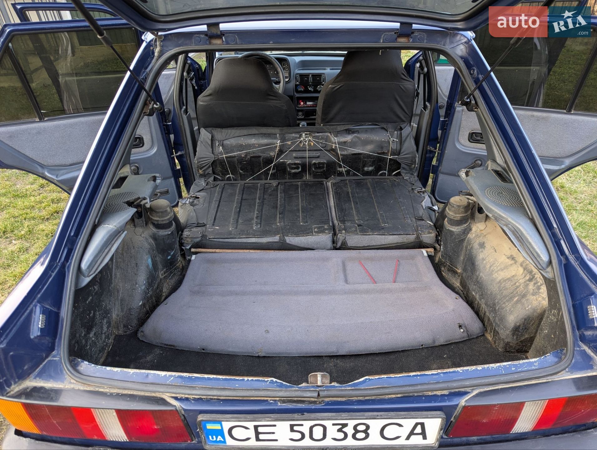 Ford Escort 1988 VIN WF0AXXGCAAJB58292 фото оголошення 15 з 66