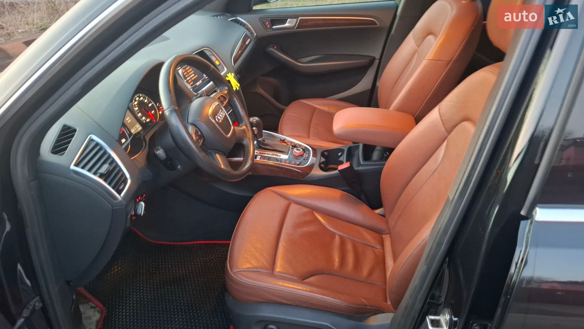Audi Q5 2012 VIN WA1LFAFP3CA112130 фото оголошення 10 з 11