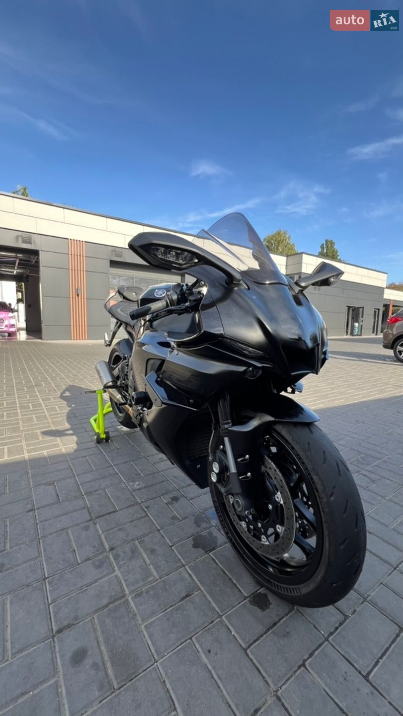 Yamaha R1 2021 VIN JYARN66YXMA000639 фото оголошення 6 з 29