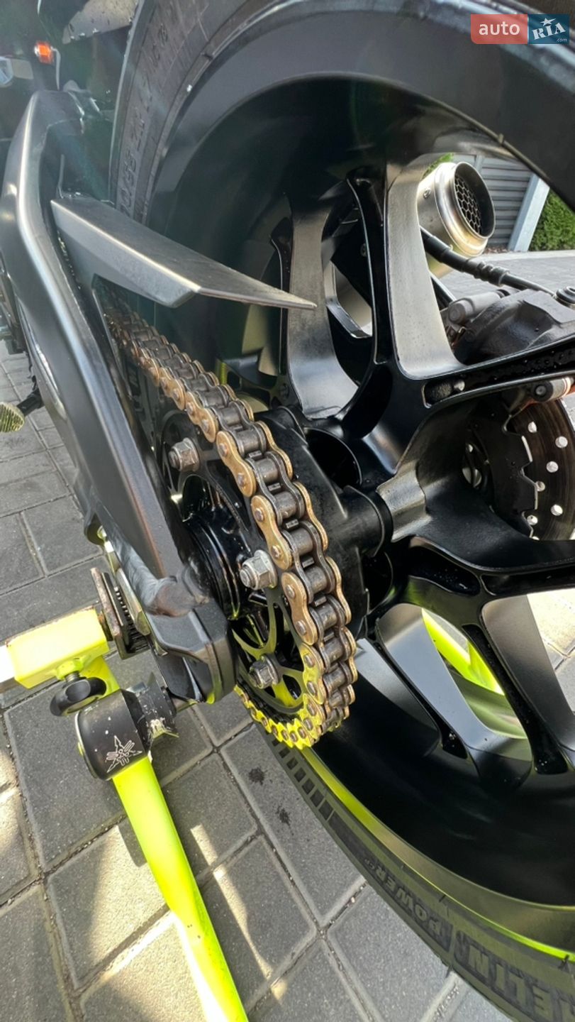 Yamaha R1 2021 VIN JYARN66YXMA000639 фото оголошення 15 з 29