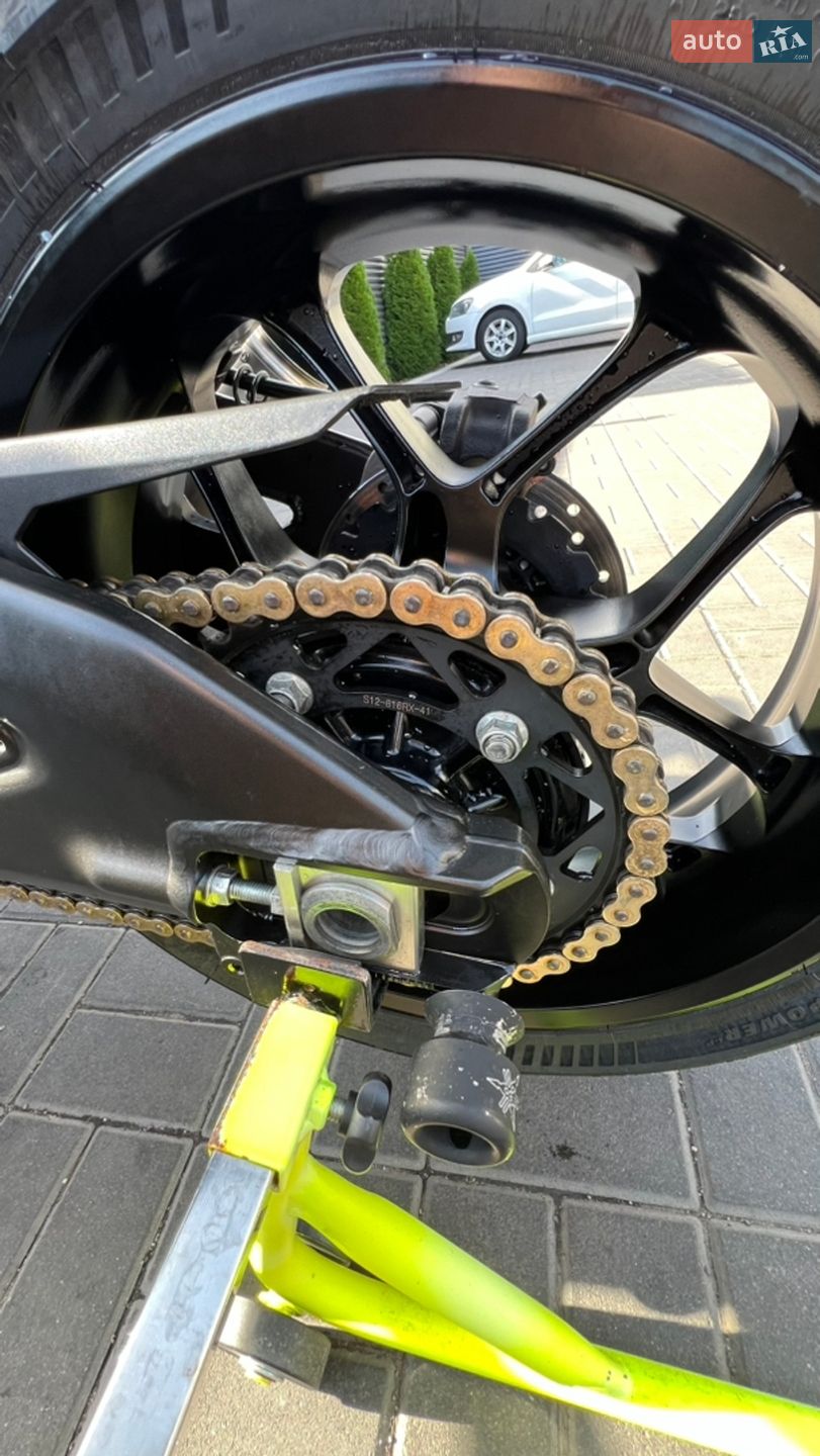Yamaha R1 2021 VIN JYARN66YXMA000639 фото оголошення 16 з 29