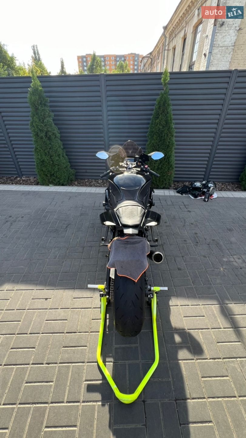 Yamaha R1 2021 VIN JYARN66YXMA000639 фото оголошення 19 з 29