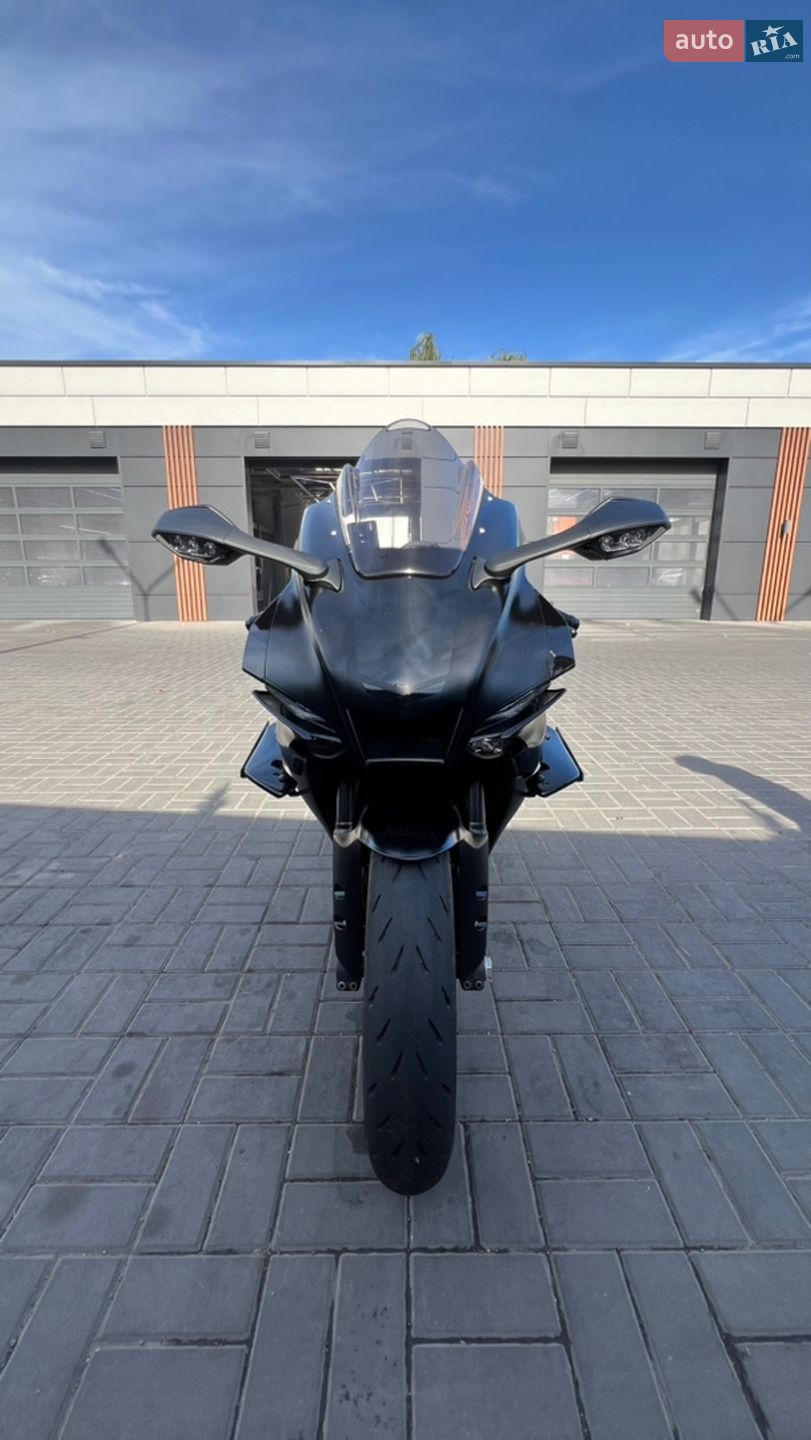 Yamaha R1 2021 VIN JYARN66YXMA000639 фото оголошення 20 з 29