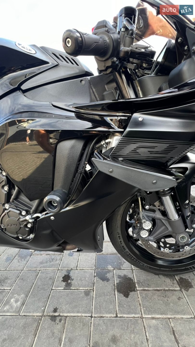 Yamaha R1 2021 VIN JYARN66YXMA000639 фото оголошення 27 з 29