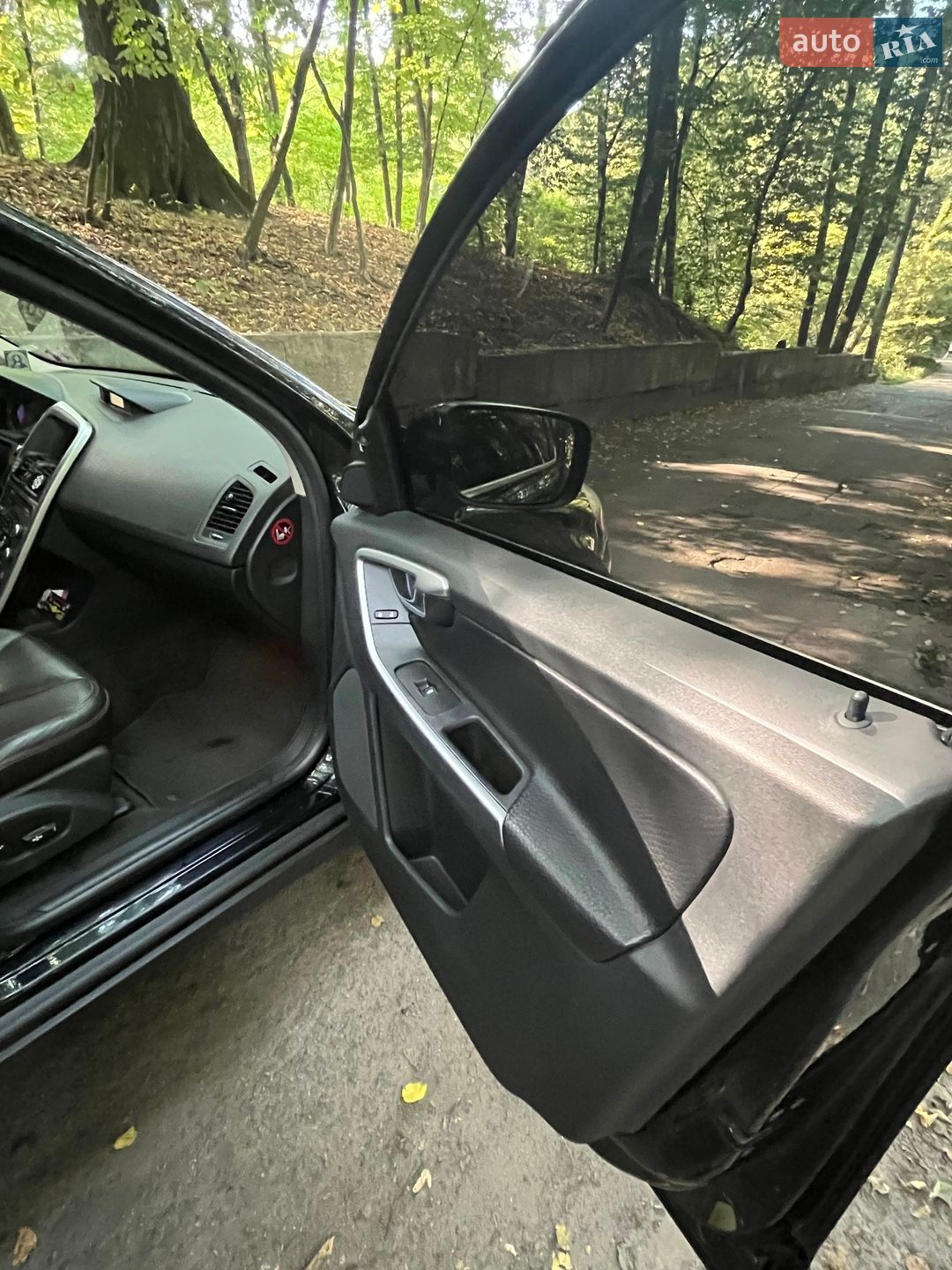 Volvo Xc60 2009 VIN YV1DZ714692035367 фото оголошення 46 з 93