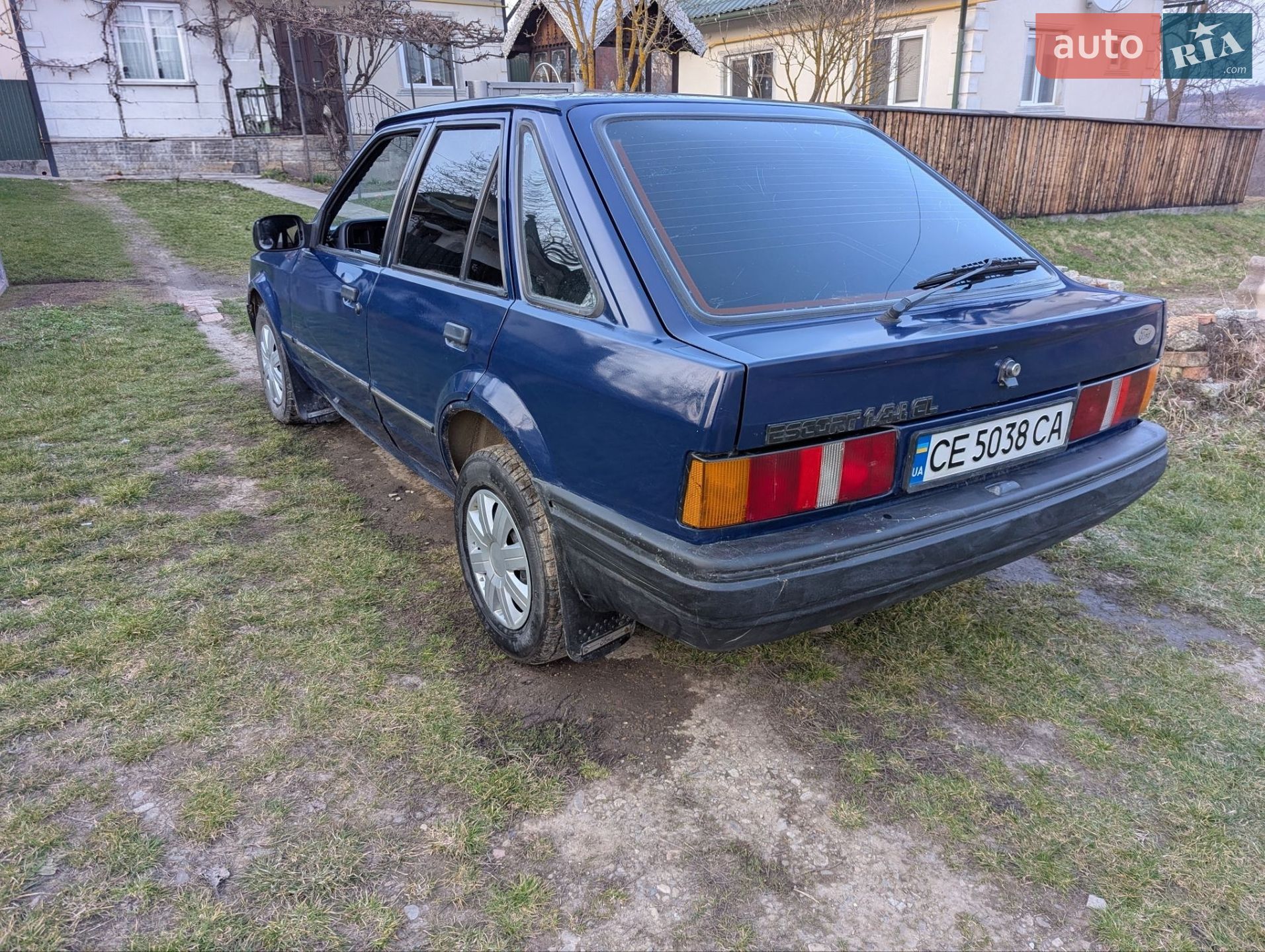 Ford Escort 1988 VIN WF0AXXGCAAJB58292 фото оголошення 66 з 66
