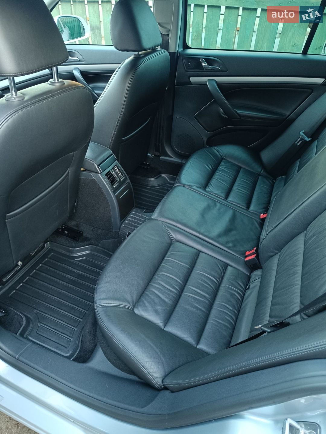 Skoda Octavia 2012 VIN TMBKT61Z6C2164412 фото оголошення 20 з 33