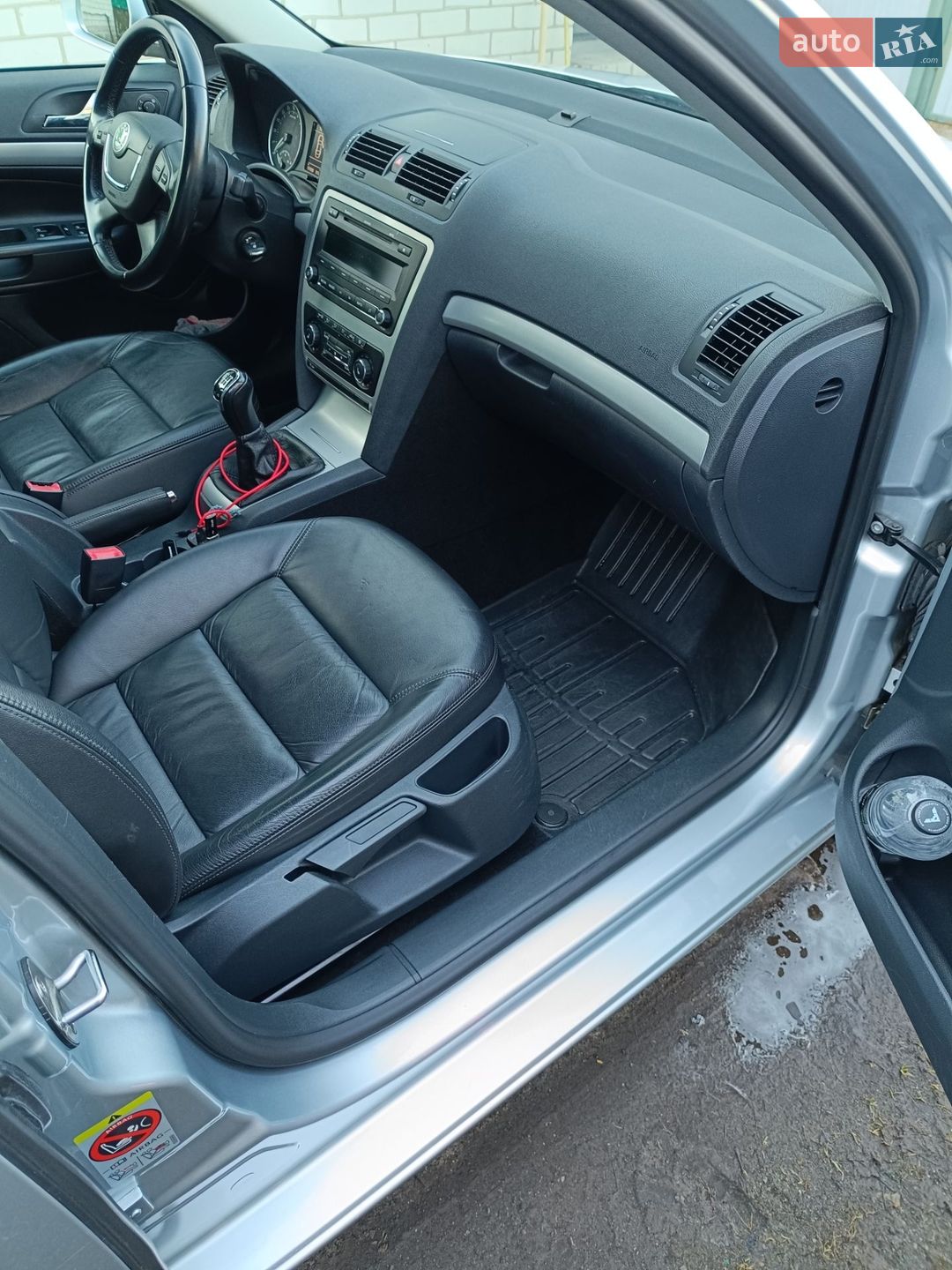 Skoda Octavia 2012 VIN TMBKT61Z6C2164412 фото оголошення 21 з 33