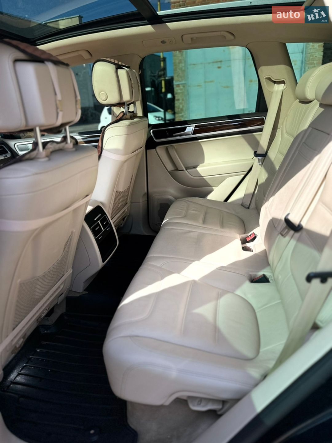 Volkswagen Touareg 2015 VIN WVGEP9BP4FD005442 фото оголошення 21 з 24
