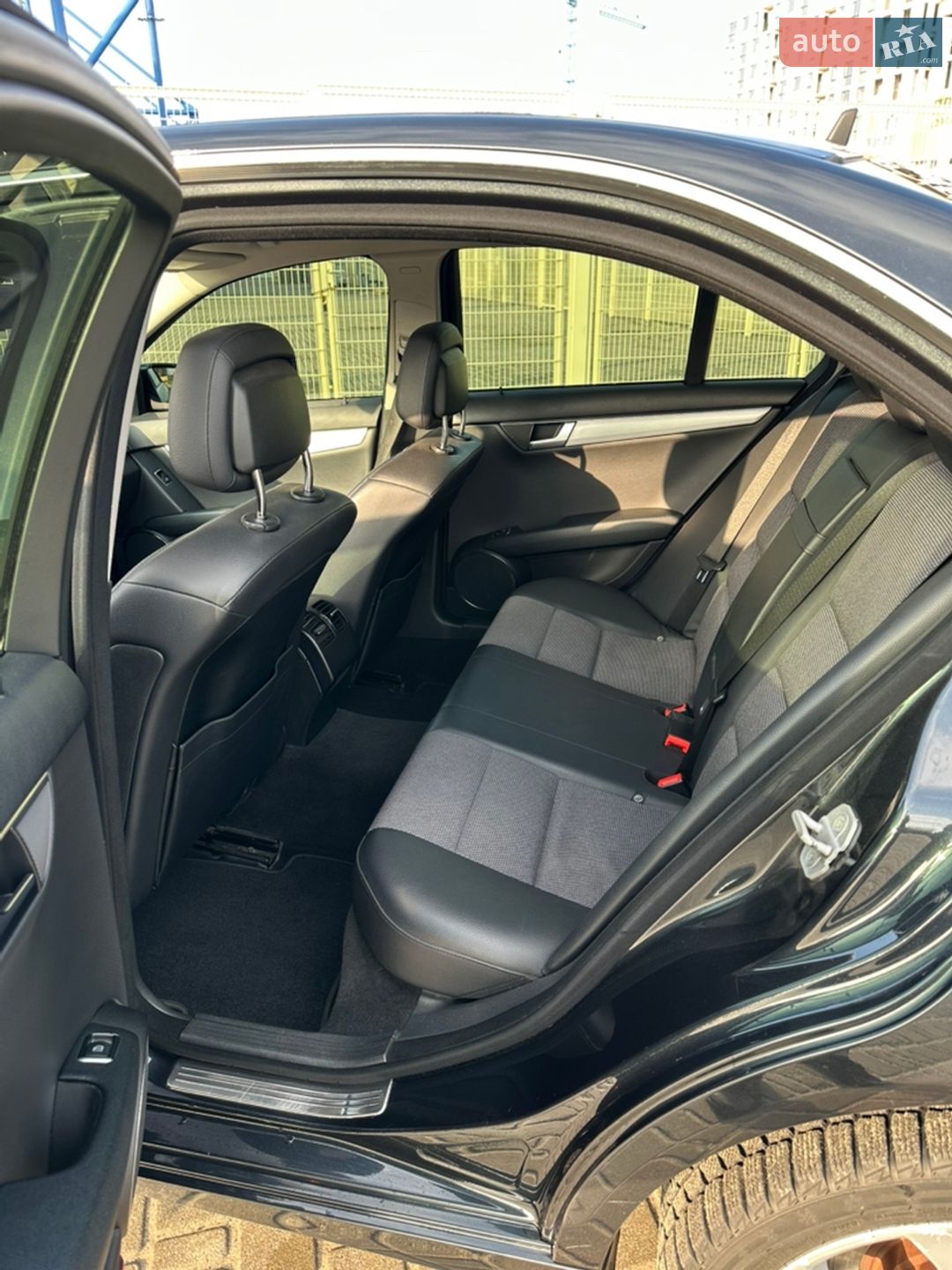 Mercedes-Benz C-Class 2012 VIN WDD2040481A824662 фото оголошення 16 з 20