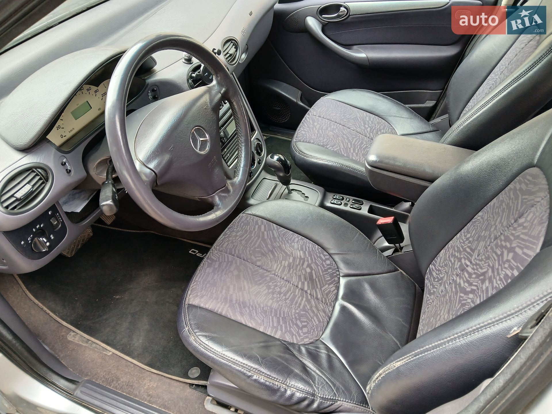 Mercedes-Benz A-Class 2002 VIN WDB1680331J730801 фото оголошення 3 з 10