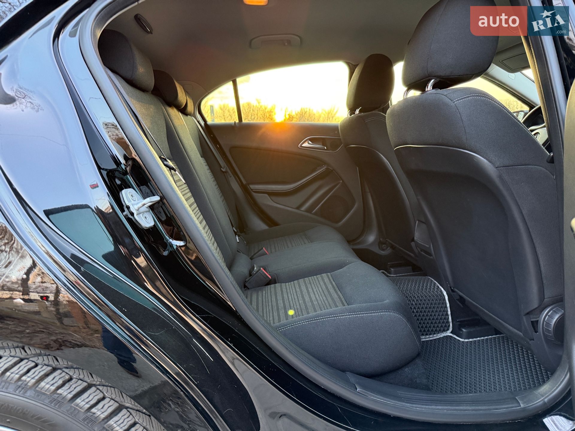 Mercedes-Benz A-Class 2013 VIN WDD1760001J134952 фото оголошення 17 з 22