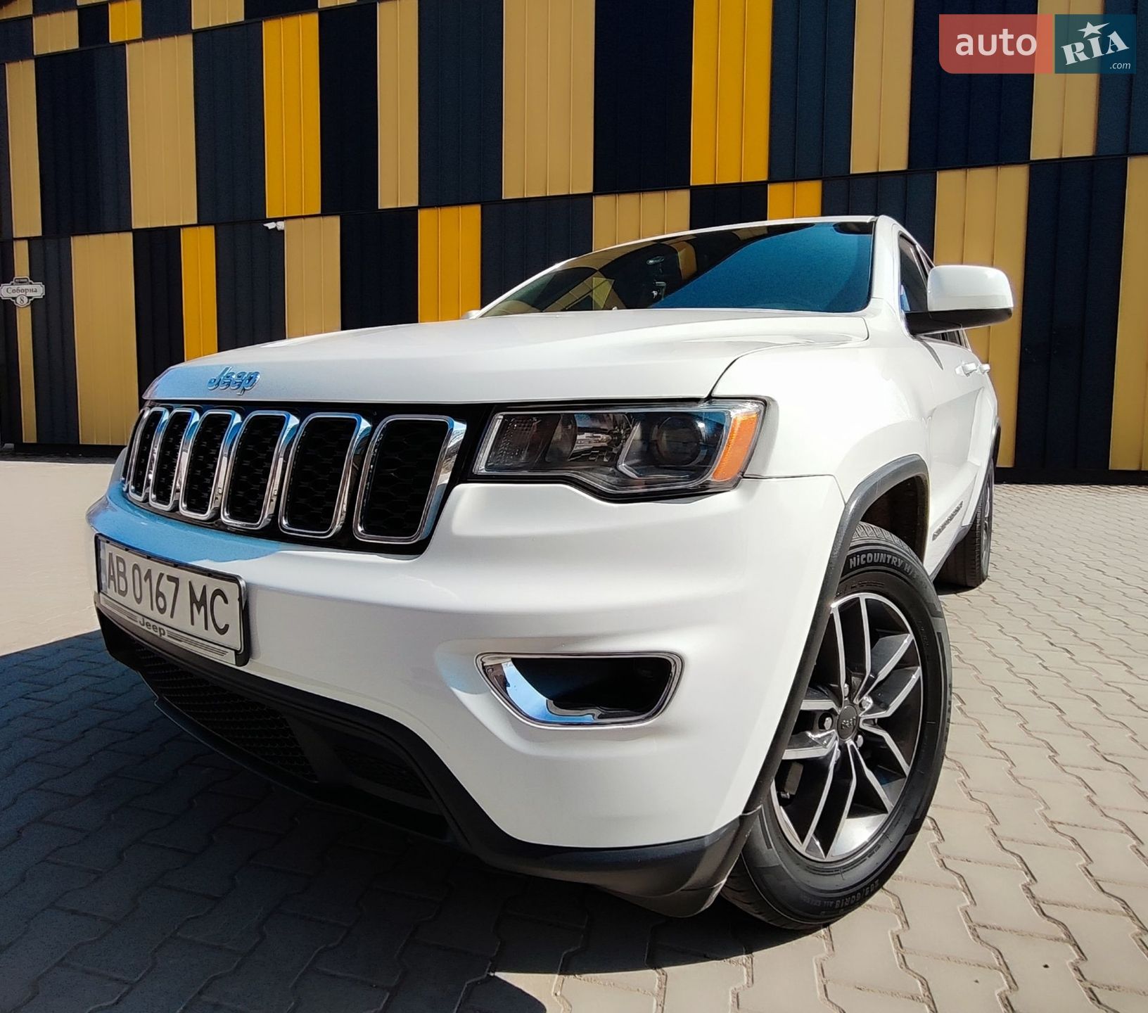 Jeep Grand Cherokee 2019 VIN 1C4RJEAG5KC790491 фото оголошення 15 з 45