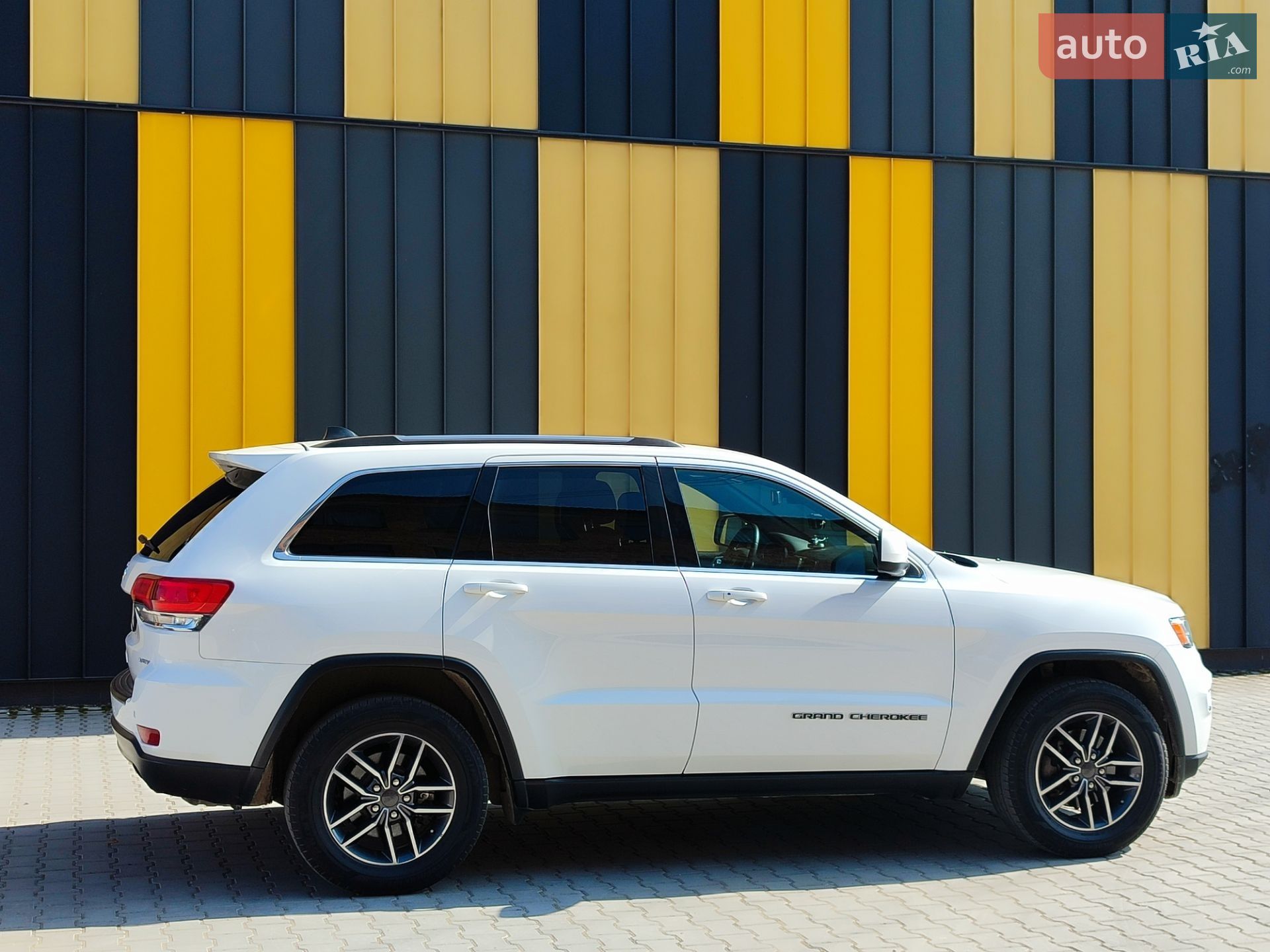 Jeep Grand Cherokee 2019 VIN 1C4RJEAG5KC790491 фото оголошення 24 з 45