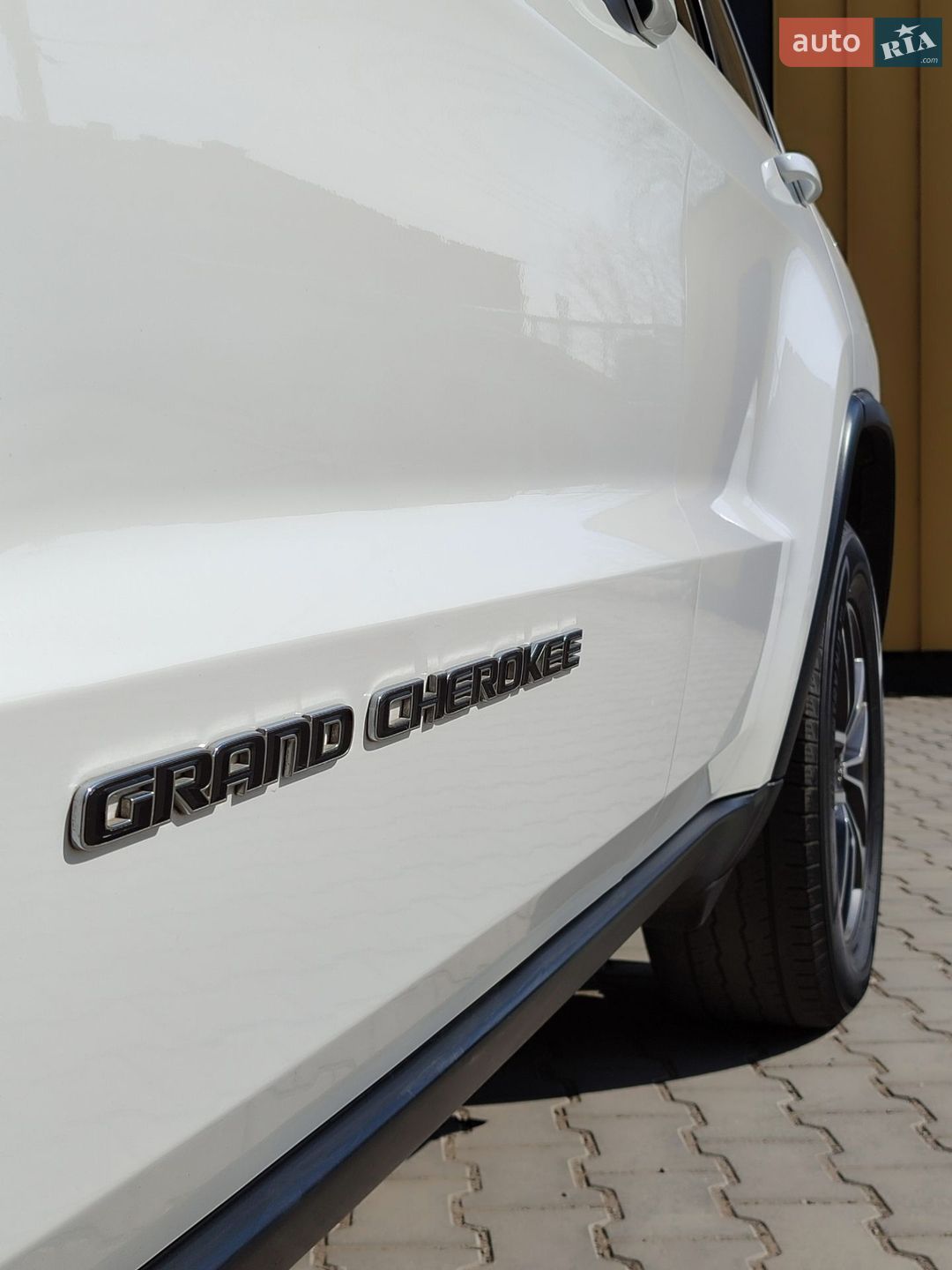 Jeep Grand Cherokee 2019 VIN 1C4RJEAG5KC790491 фото оголошення 25 з 45