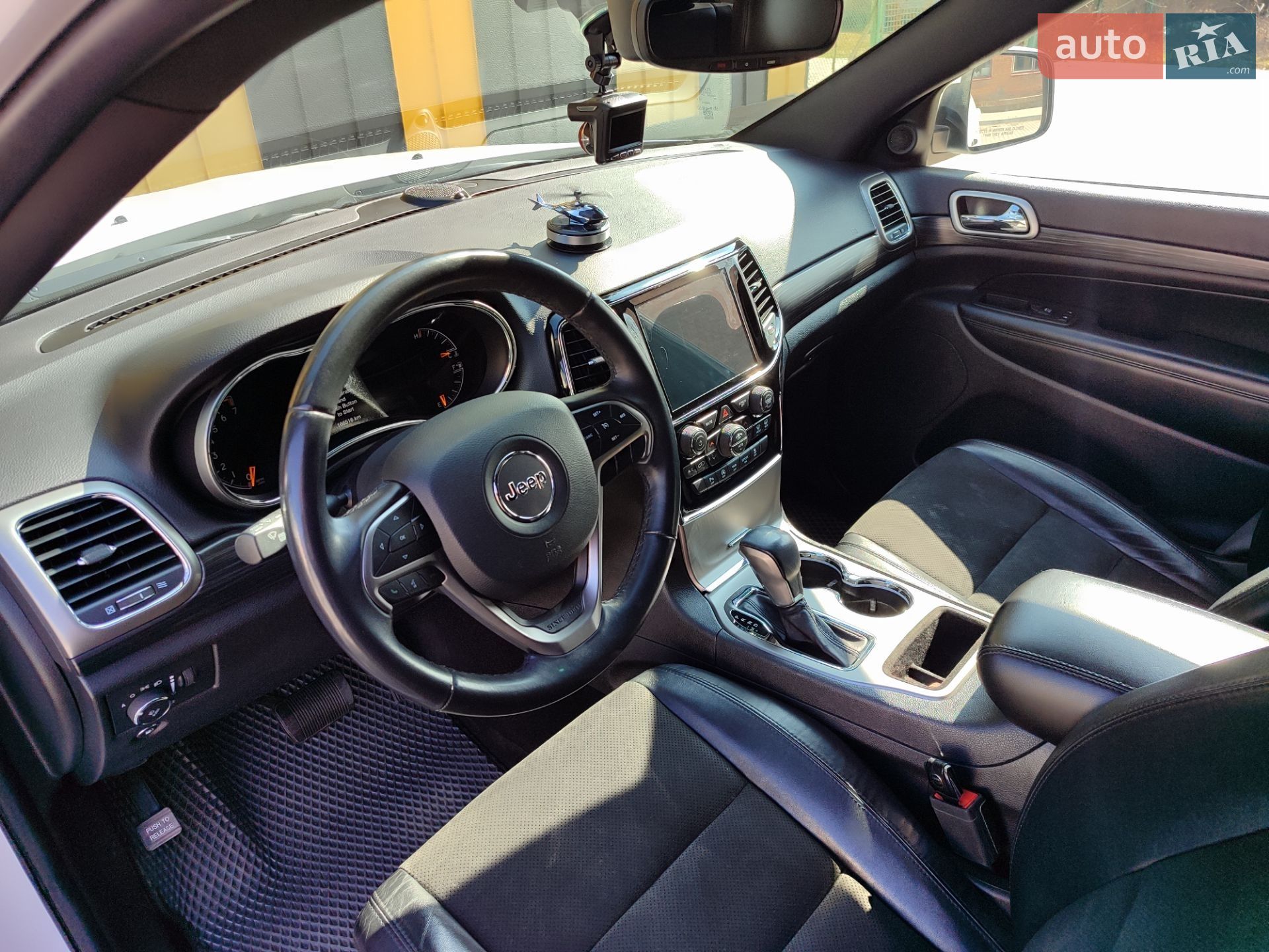 Jeep Grand Cherokee 2019 VIN 1C4RJEAG5KC790491 фото оголошення 30 з 45