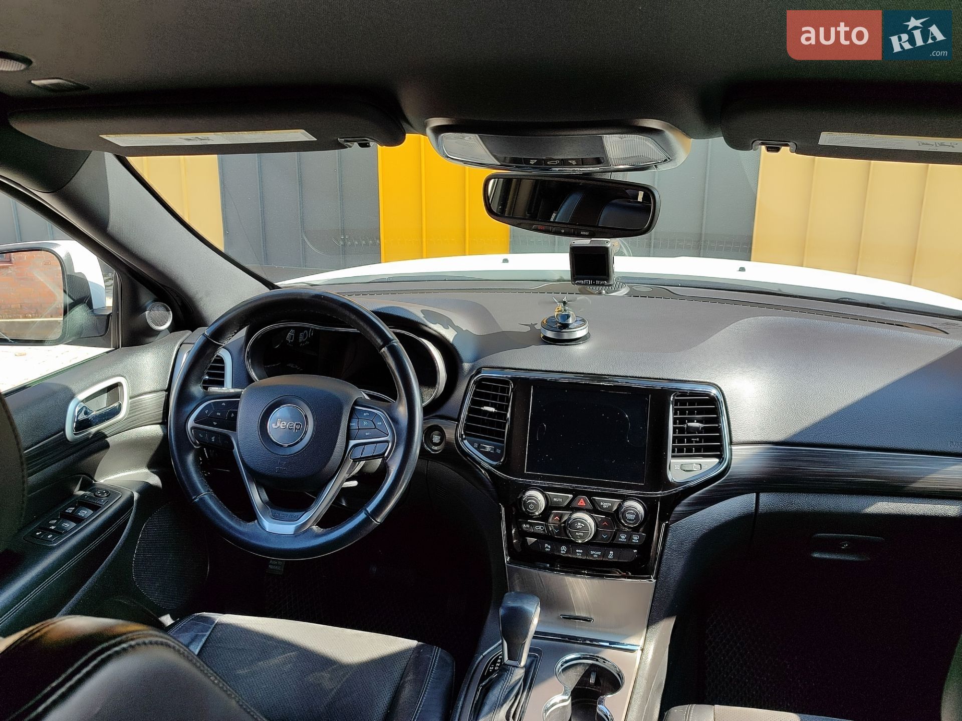 Jeep Grand Cherokee 2019 VIN 1C4RJEAG5KC790491 фото оголошення 32 з 45