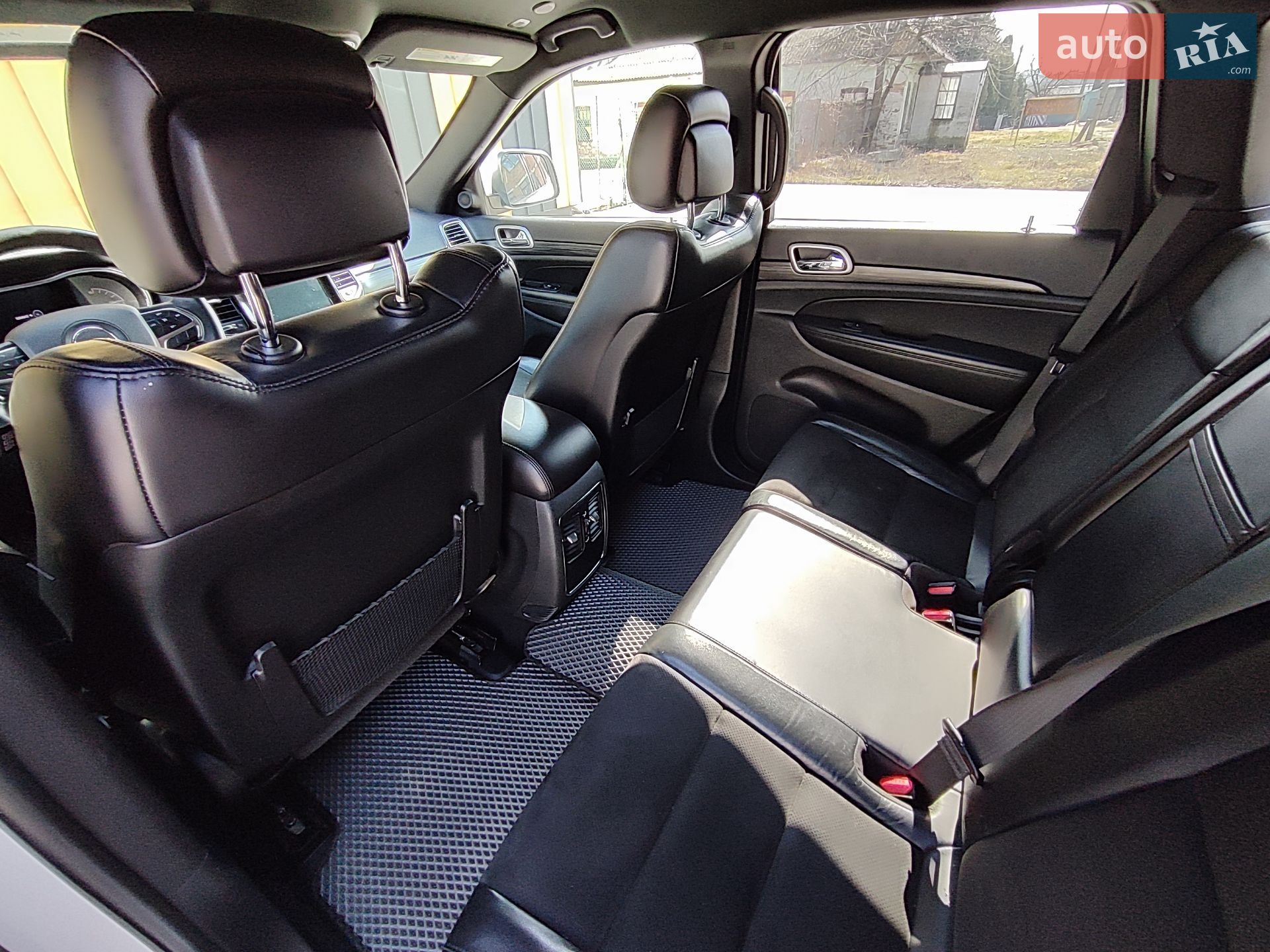 Jeep Grand Cherokee 2019 VIN 1C4RJEAG5KC790491 фото оголошення 34 з 45