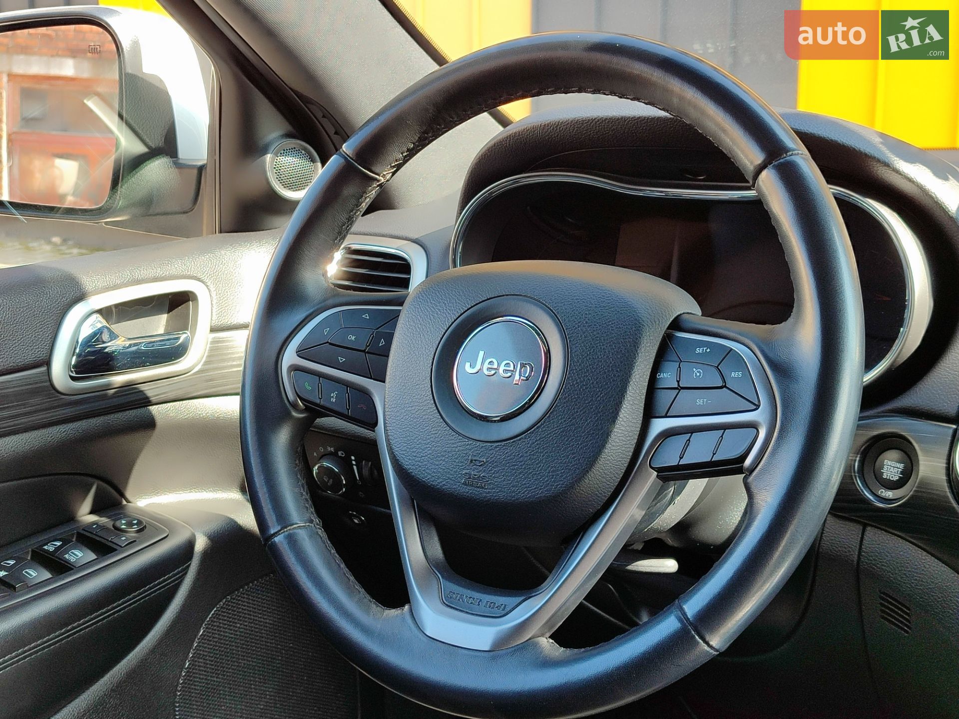 Jeep Grand Cherokee 2019 VIN 1C4RJEAG5KC790491 фото оголошення 35 з 45