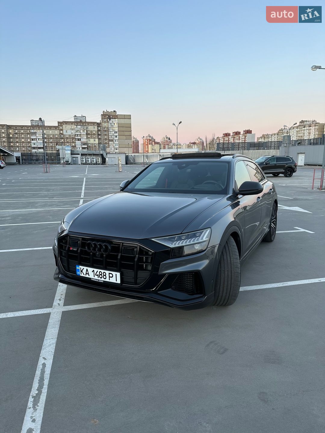 Audi SQ8 2020 VIN WA1CWBF16MD008989 фото оголошення 2 з 29