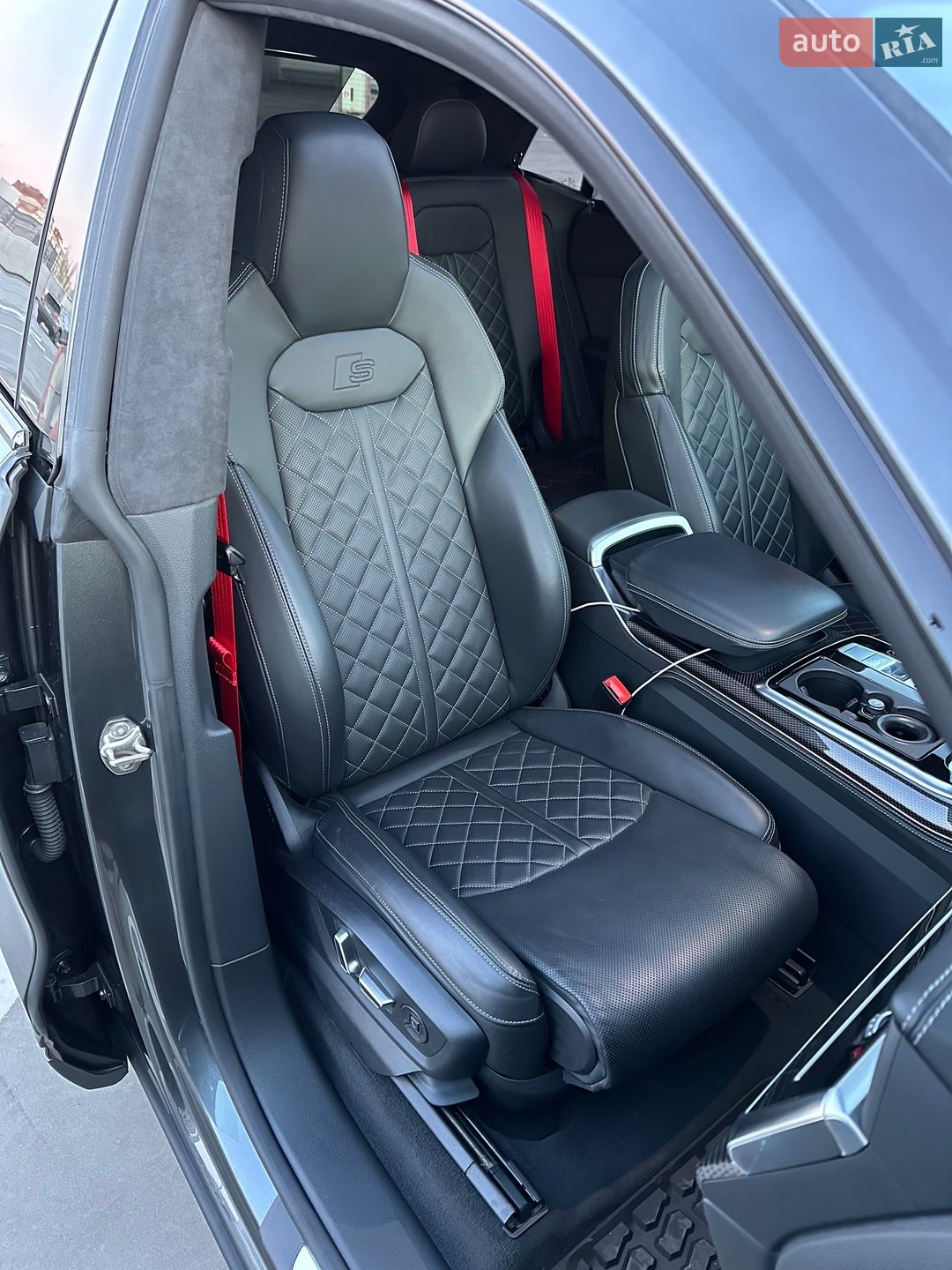 Audi SQ8 2020 VIN WA1CWBF16MD008989 фото оголошення 9 з 29