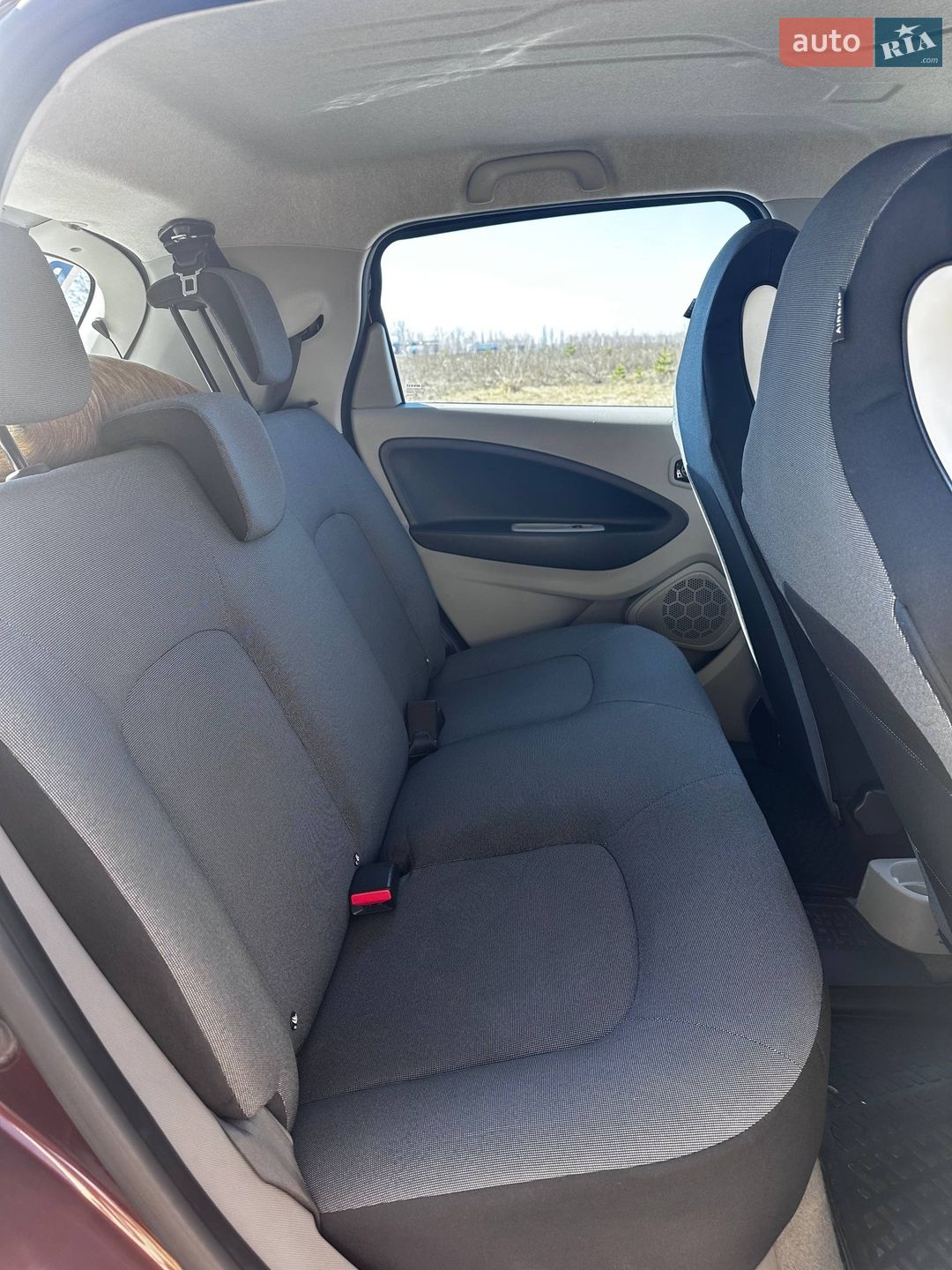 Renault Zoe 2014 VIN VF1AGVYA051743179 фото оголошення 16 з 17