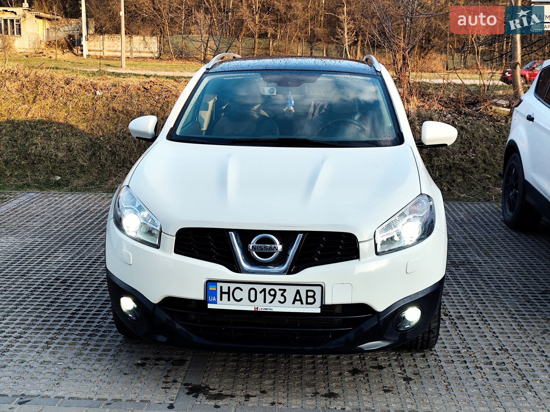 Nissan Qashqai 2011 VIN SJNFDAJ10U2323065 фото оголошення 7 з 28
