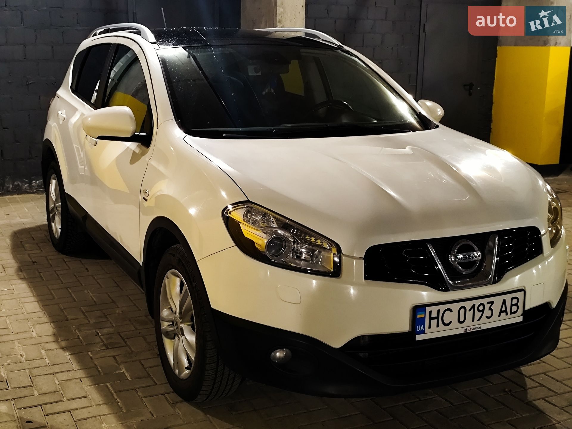 Nissan Qashqai 2011 VIN SJNFDAJ10U2323065 фото оголошення 9 з 28