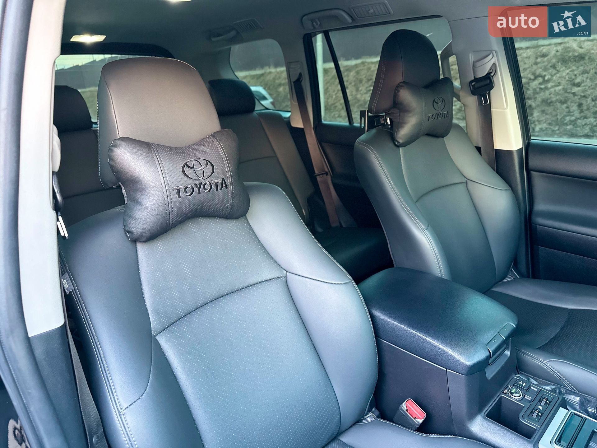 Toyota Land Cruiser Prado 2018 VIN JTEBX3FJ80K305154 фото оголошення 15 з 18