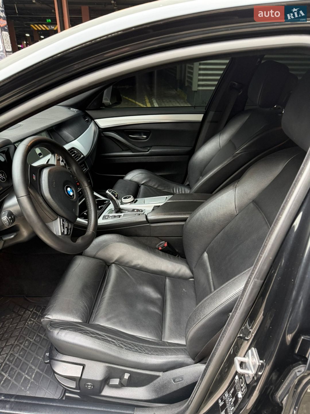 BMW 5 Series 2012 VIN WBAHB51080BD83280 фото оголошення 19 з 35