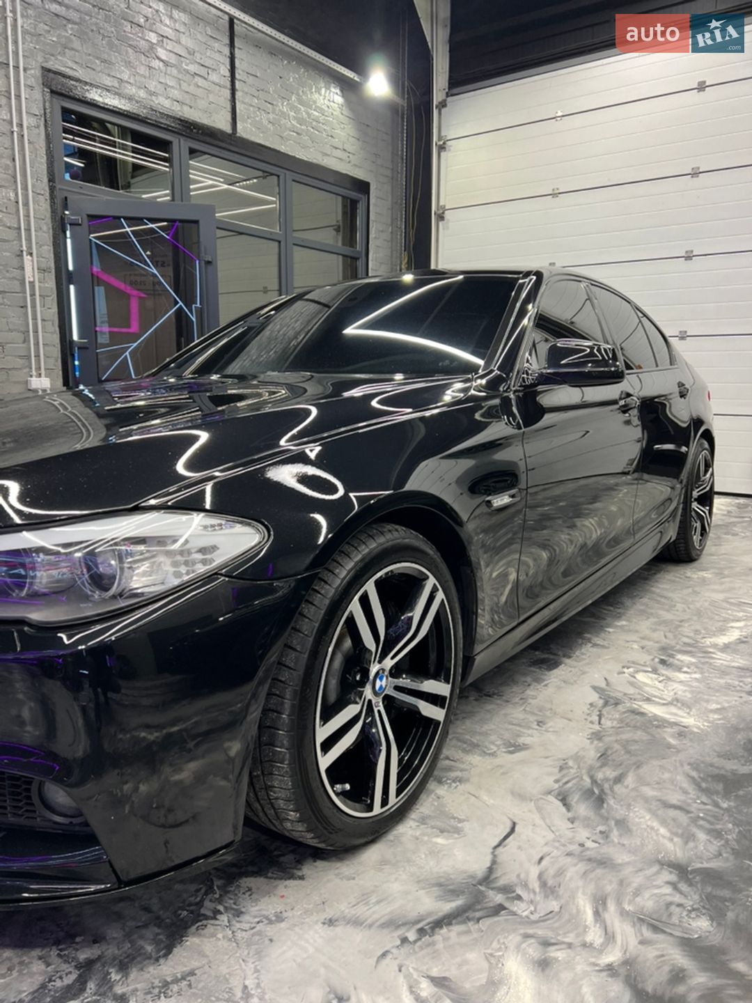 BMW 5 Series 2012 VIN WBAHB51080BD83280 фото оголошення 26 з 35