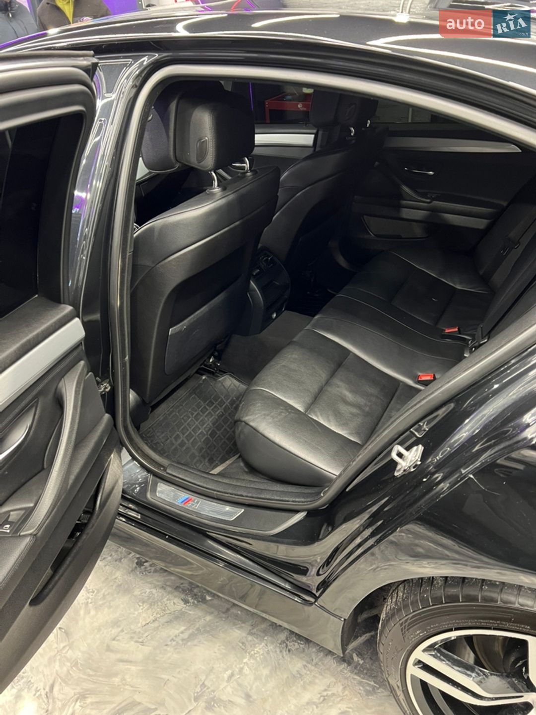 BMW 5 Series 2012 VIN WBAHB51080BD83280 фото оголошення 32 з 35