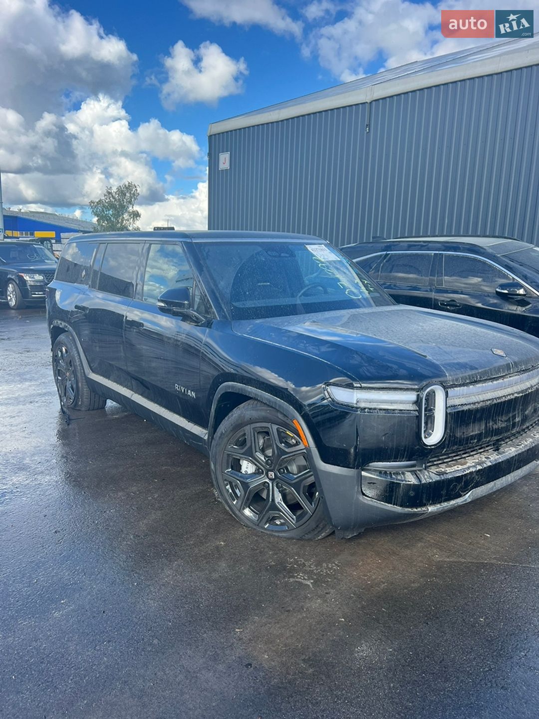 Rivian R1S 2025 VIN 7PDSGBBA1SN071292 фото оголошення 12 з 41