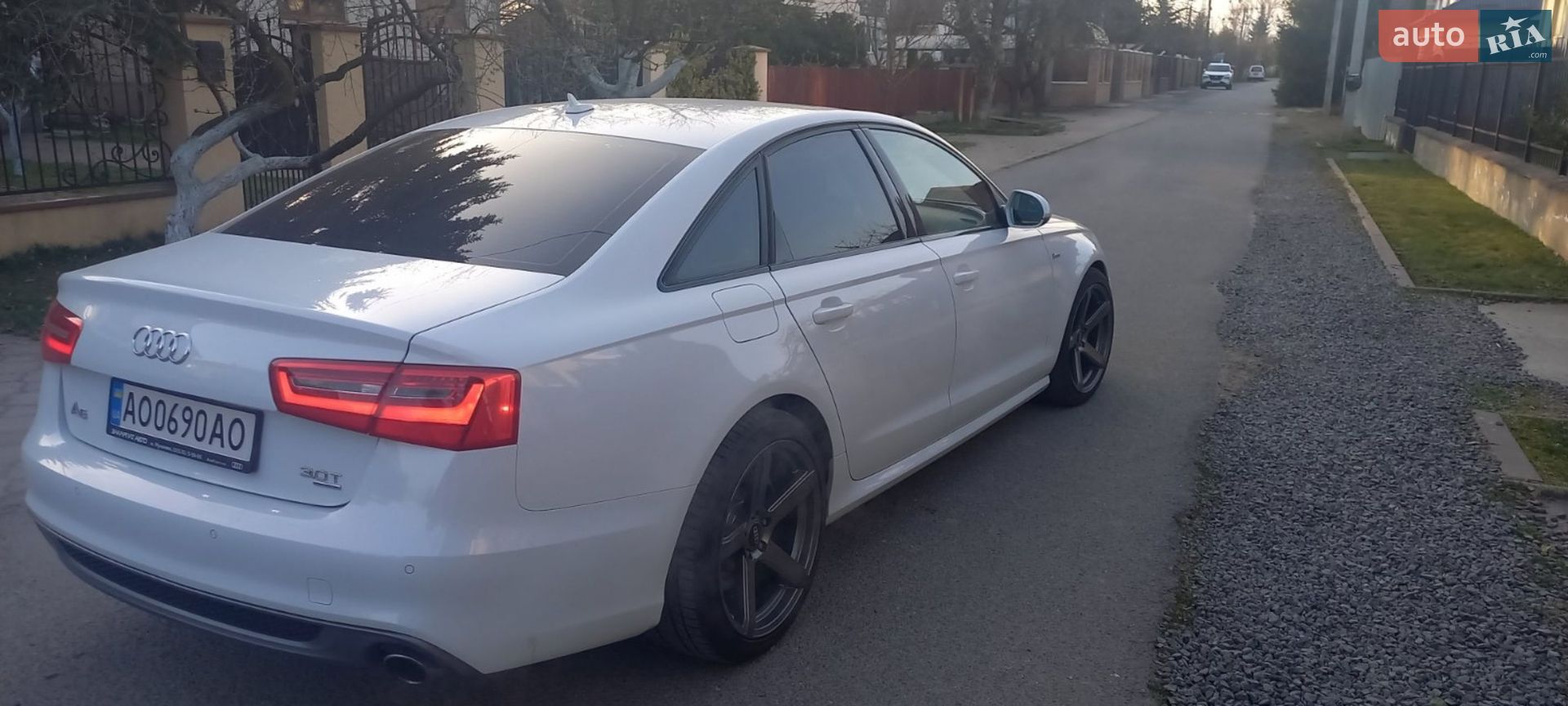 Audi A6 2014 VIN WAUHGAFC8FN008622 фото оголошення 2 з 5