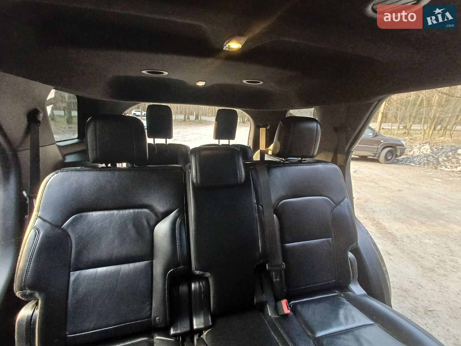Ford Explorer 2015 VIN 1FM5K8DH8GGB16588 фото оголошення 8 з 20