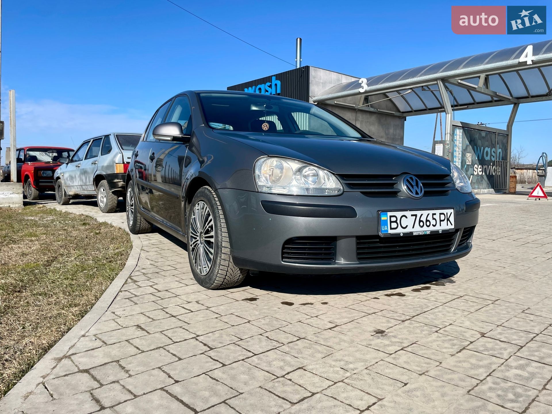 Volkswagen Golf 2004 VIN WVWZZZ1KZ5W061639 фото оголошення 2 з 10