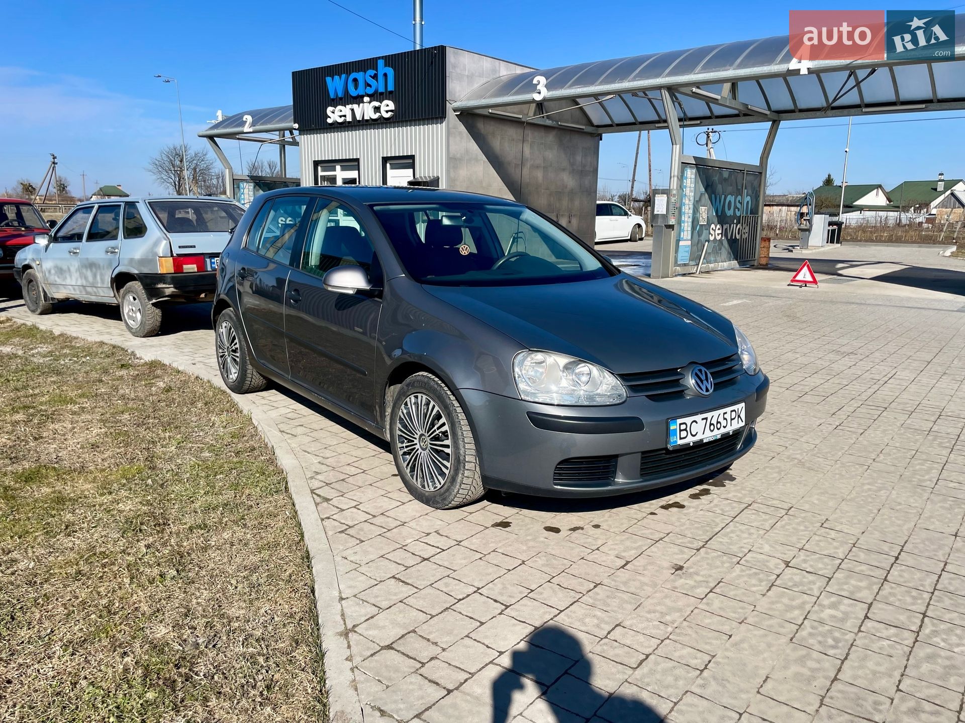 Volkswagen Golf 2004 VIN WVWZZZ1KZ5W061639 фото оголошення 5 з 10