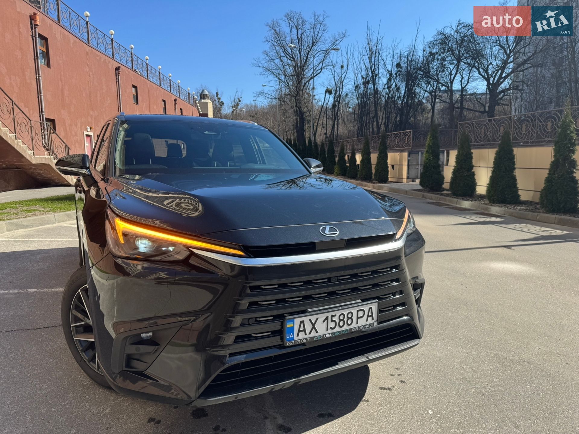Lexus TX 2023 VIN 5TDAAAB67RS004159 фото оголошення 3 з 16