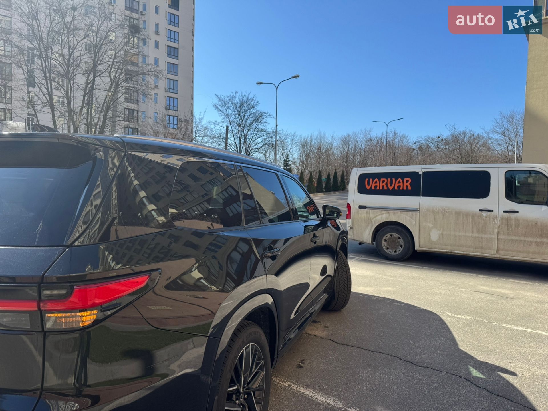 Lexus TX 2023 VIN 5TDAAAB67RS004159 фото оголошення 8 з 16