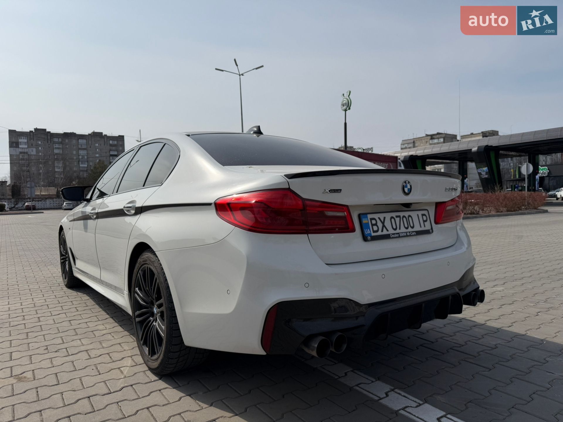 BMW 5 Series 2018 VIN WBAJD11050B197410 фото оголошення 5 з 18