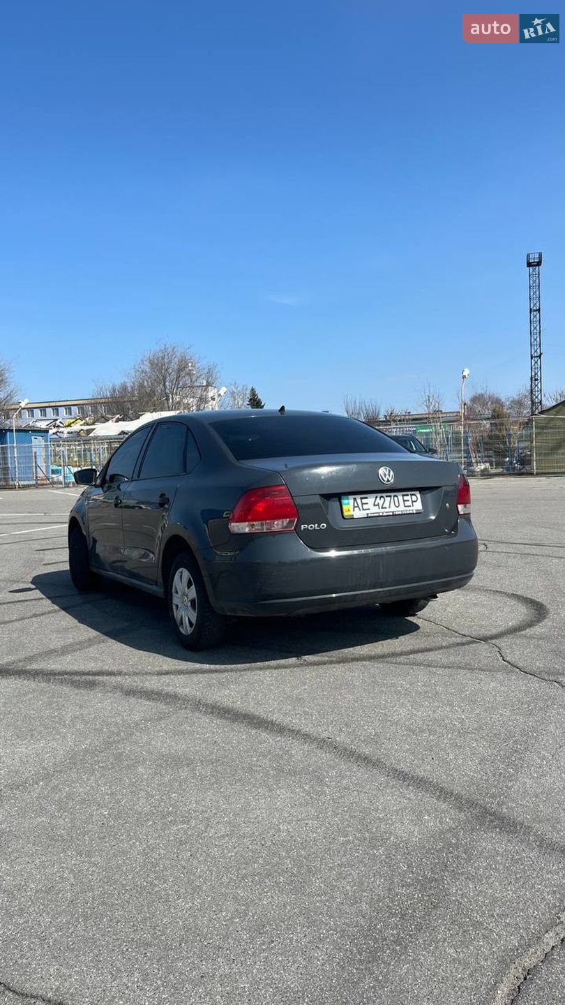 Volkswagen Polo 2011 VIN XW8ZZZ61ZCG009853 фото оголошення 6 з 10
