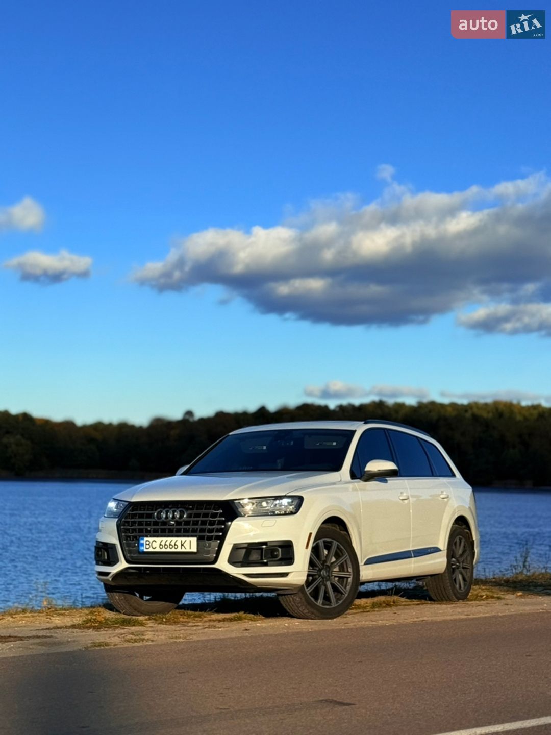 Audi Q7 2016 VIN WA1LAAF77HD012018 фото оголошення 9 з 19