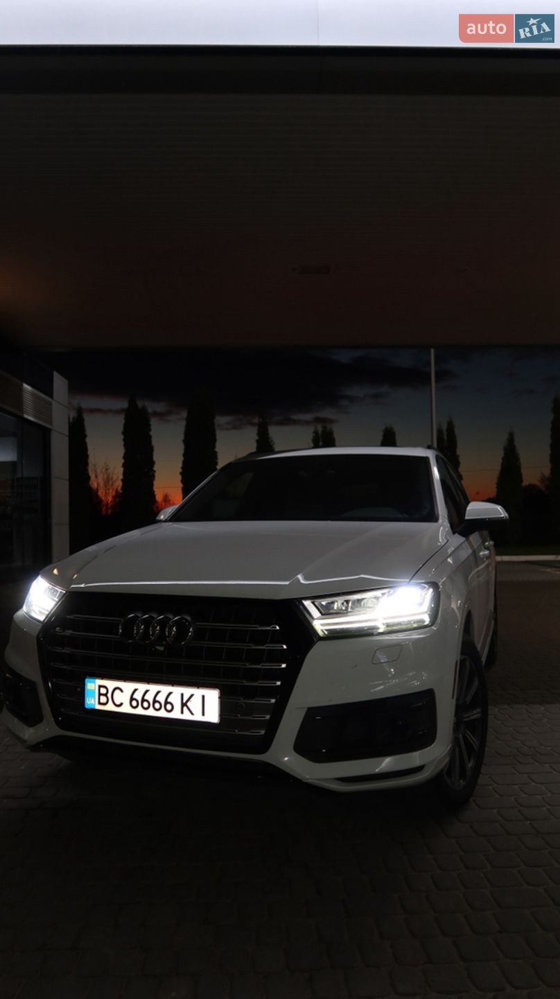 Audi Q7 2016 VIN WA1LAAF77HD012018 фото оголошення 14 з 19